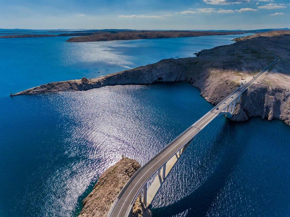 Vila Nainer Lägenhet Pag Town Exteriör bild